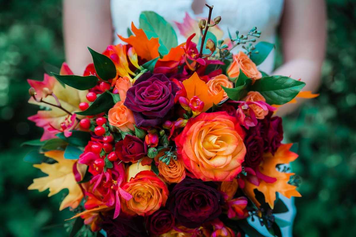 Why You Should Learn the Basics of Floral Arranging